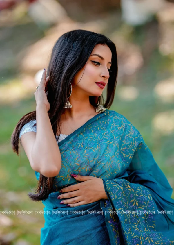 ✅ প্রিমিয়াম সেমি মসলিন শাড়ি।