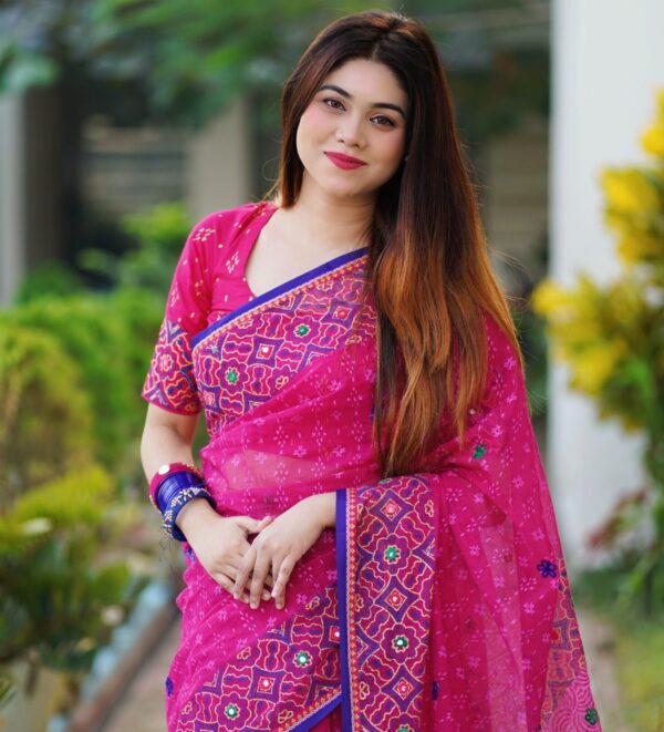 প্রিমিয়াম নকশি থান শাড়ি।