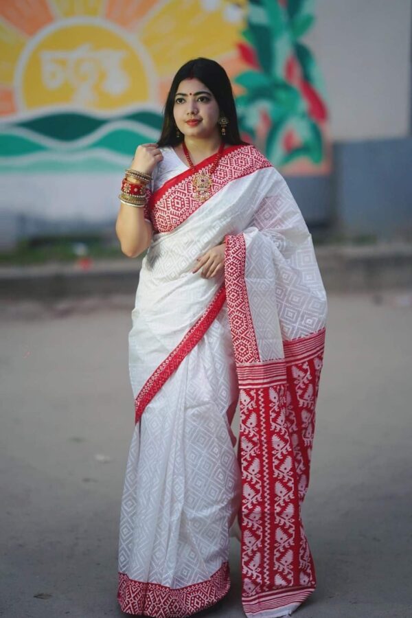 প্রিমিয়াম ধুপিয়ান সিল্ক শাড়ি - Image 4