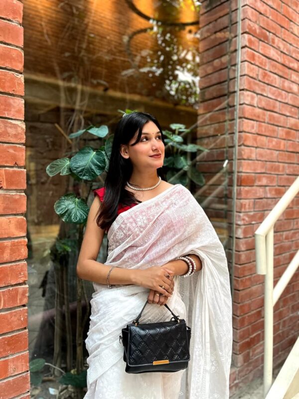 প্রিমিয়াম ধুপিয়ান সিল্ক শাড়ি - Image 3