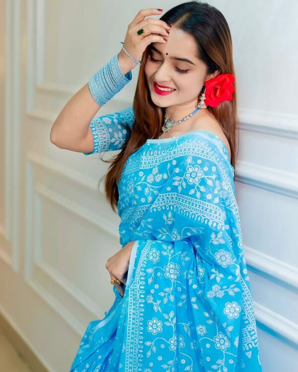 প্রিমিয়াম হাফসিল্ক গ্লিটার প্রিন্ট শাড়ি - Image 2