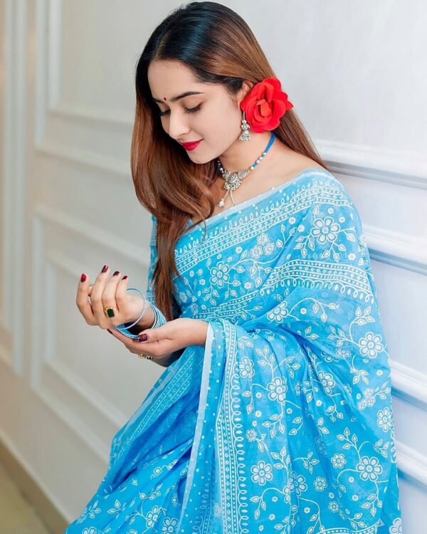 প্রিমিয়াম হাফসিল্ক গ্লিটার প্রিন্ট শাড়ি
