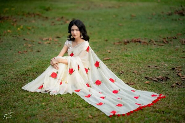 প্রিমিয়াম চান্দেরী সিল্ক শাড়ি - Image 3