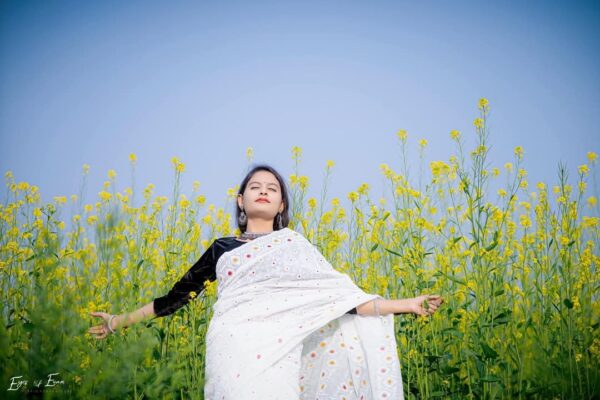প্রিমিয়াম ধুপিয়ান সিল্ক শাড়ি - Image 5