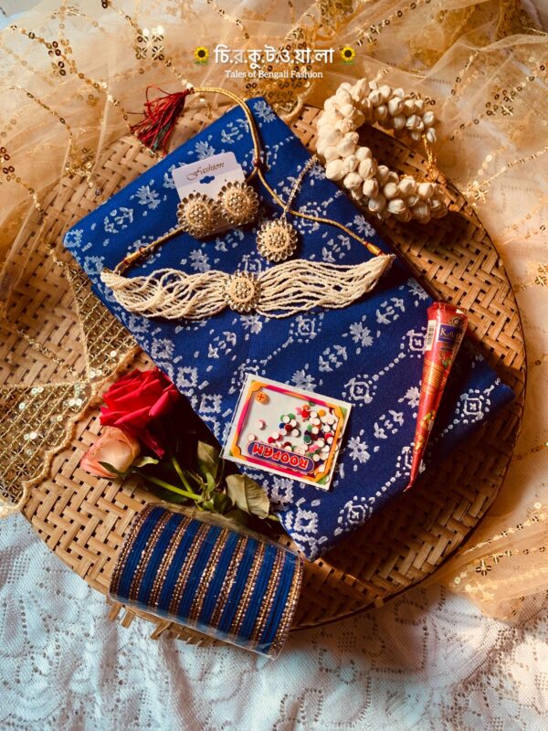 নীল ধুপিয়ান সিল্ক শাড়ি কম্বো